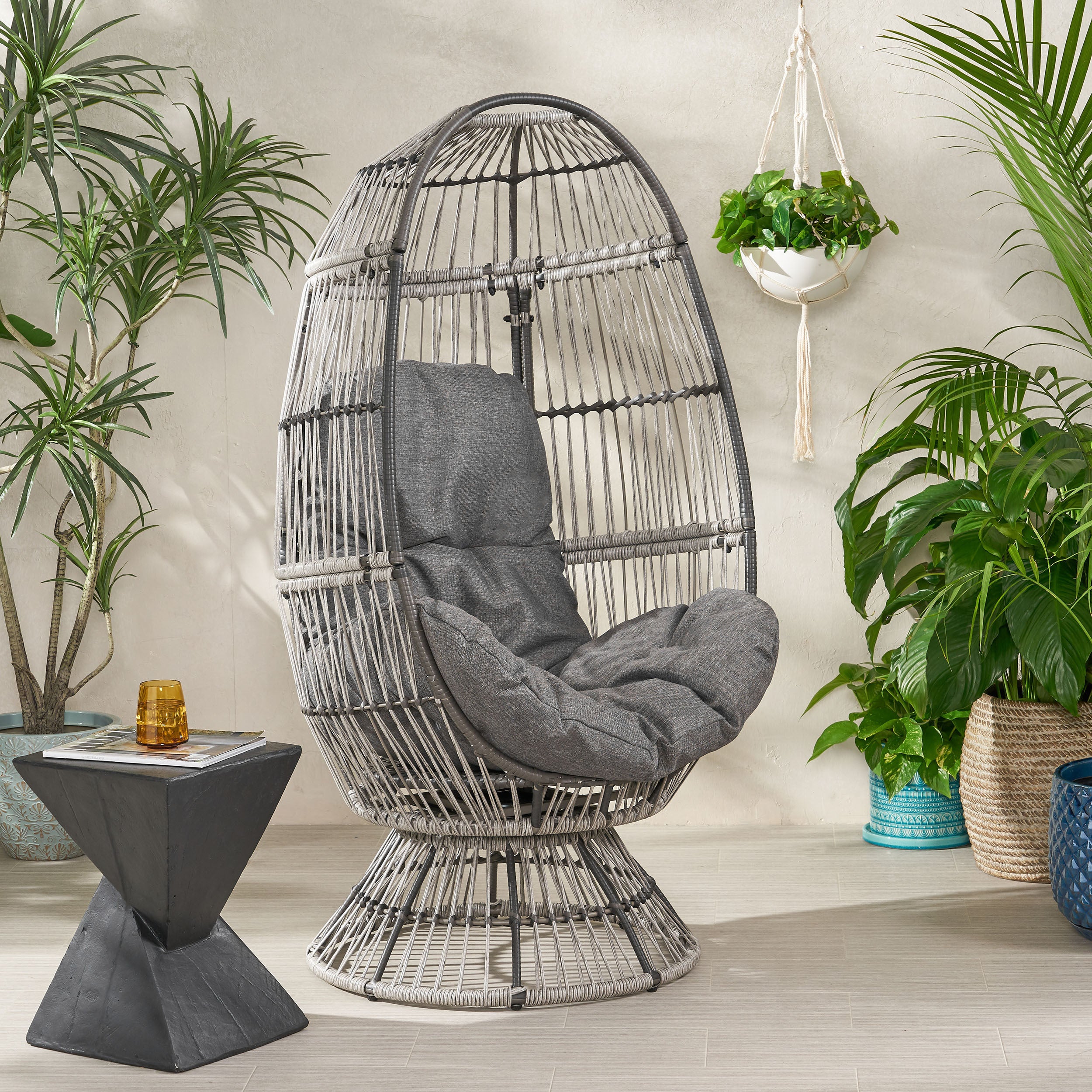 Reseda Swivel Patio Egg Chair | Outdoor Seating