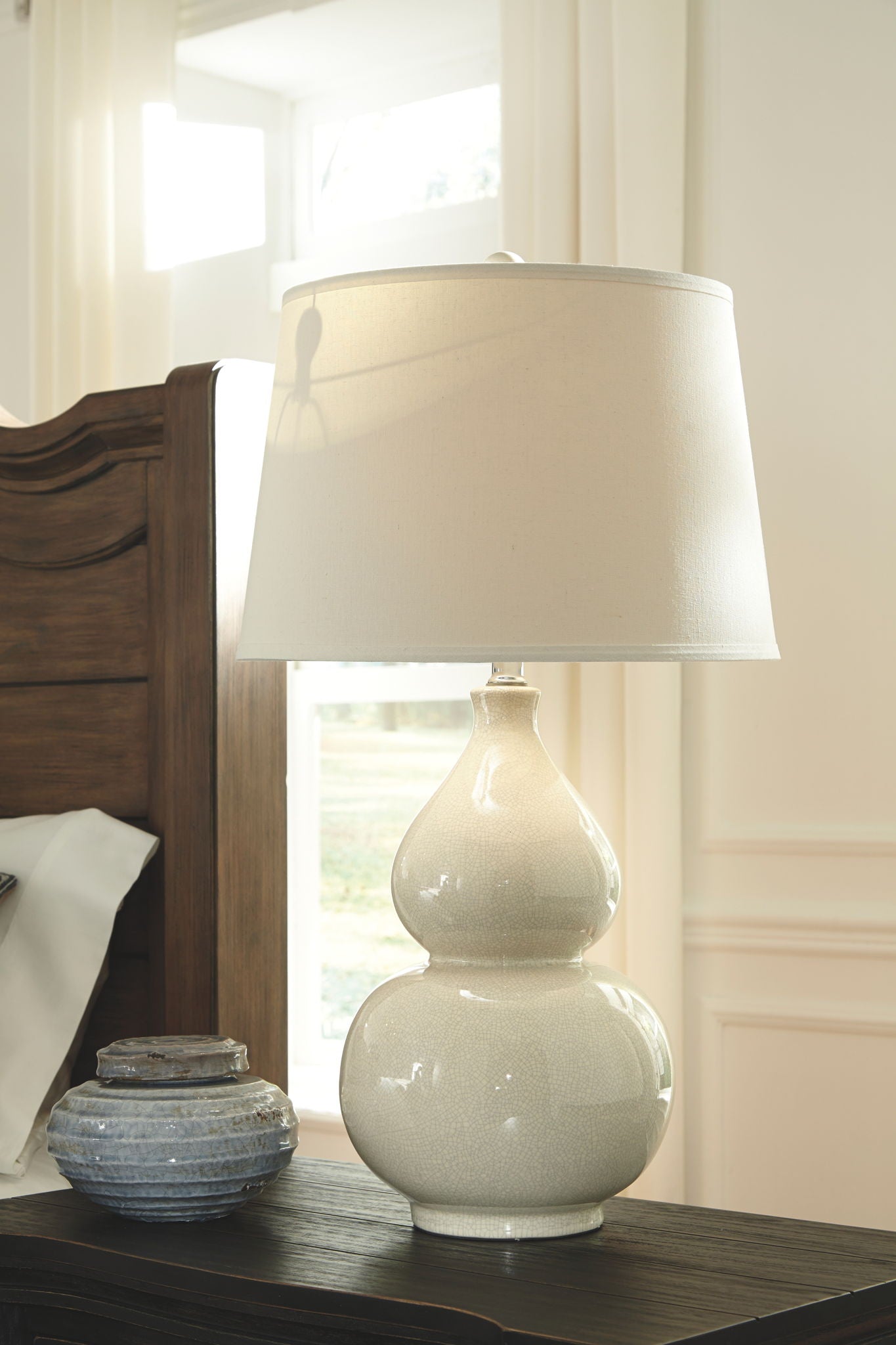 Saffi - Ceramic Table Lamp - Cream