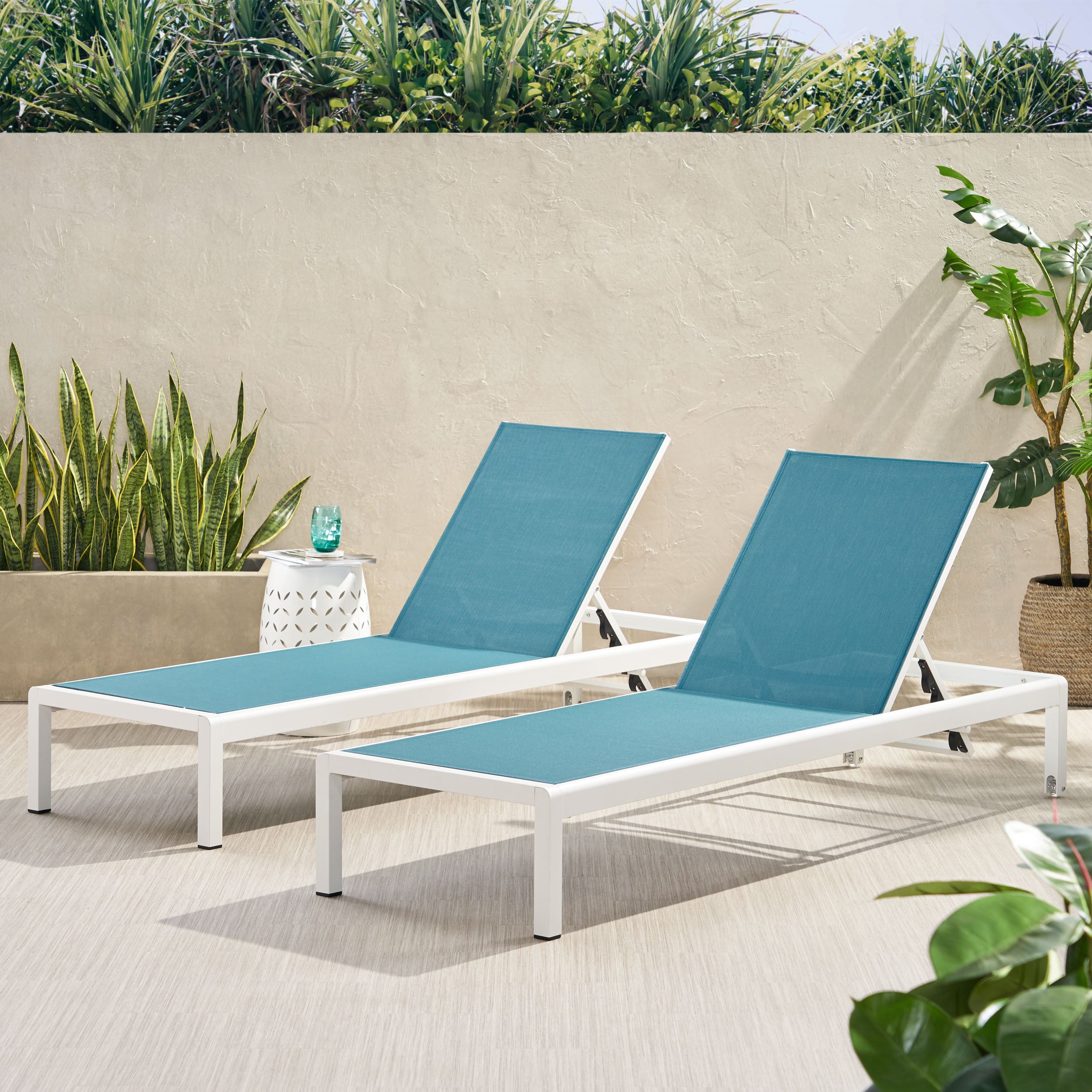 Cape Coral White KD Chaise Lounge | Patio Furniture