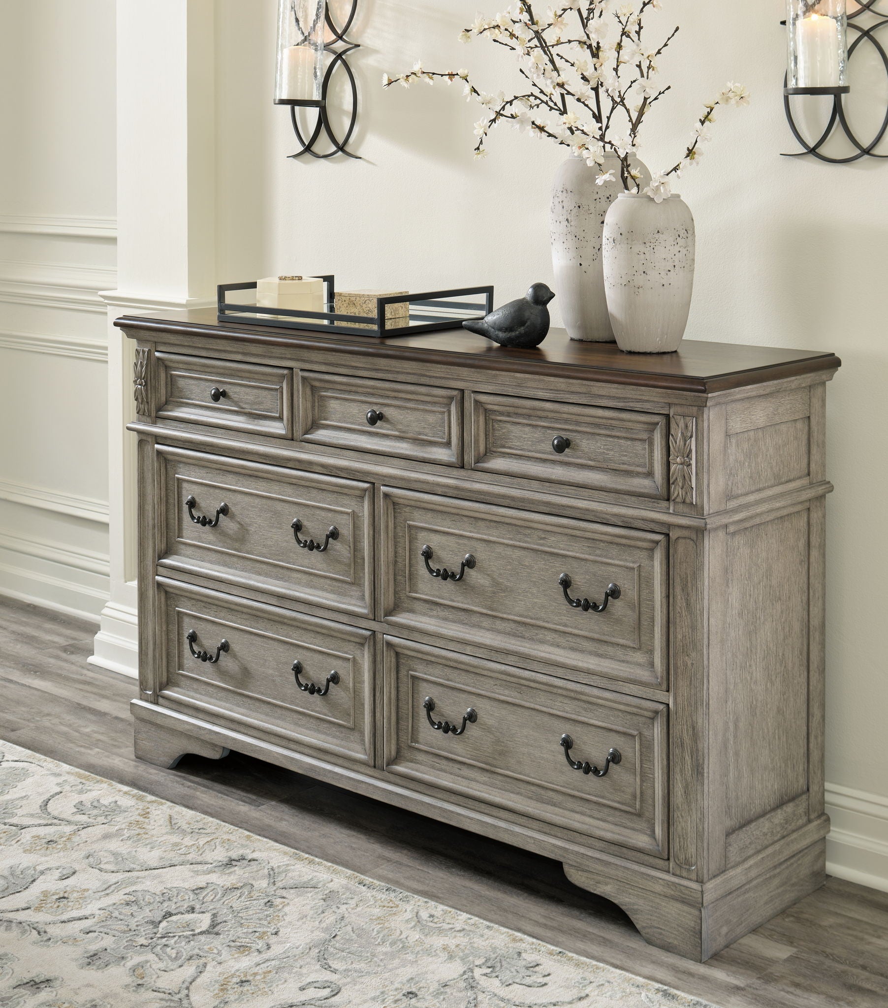 Lodenbay - Dresser - Antique Gray