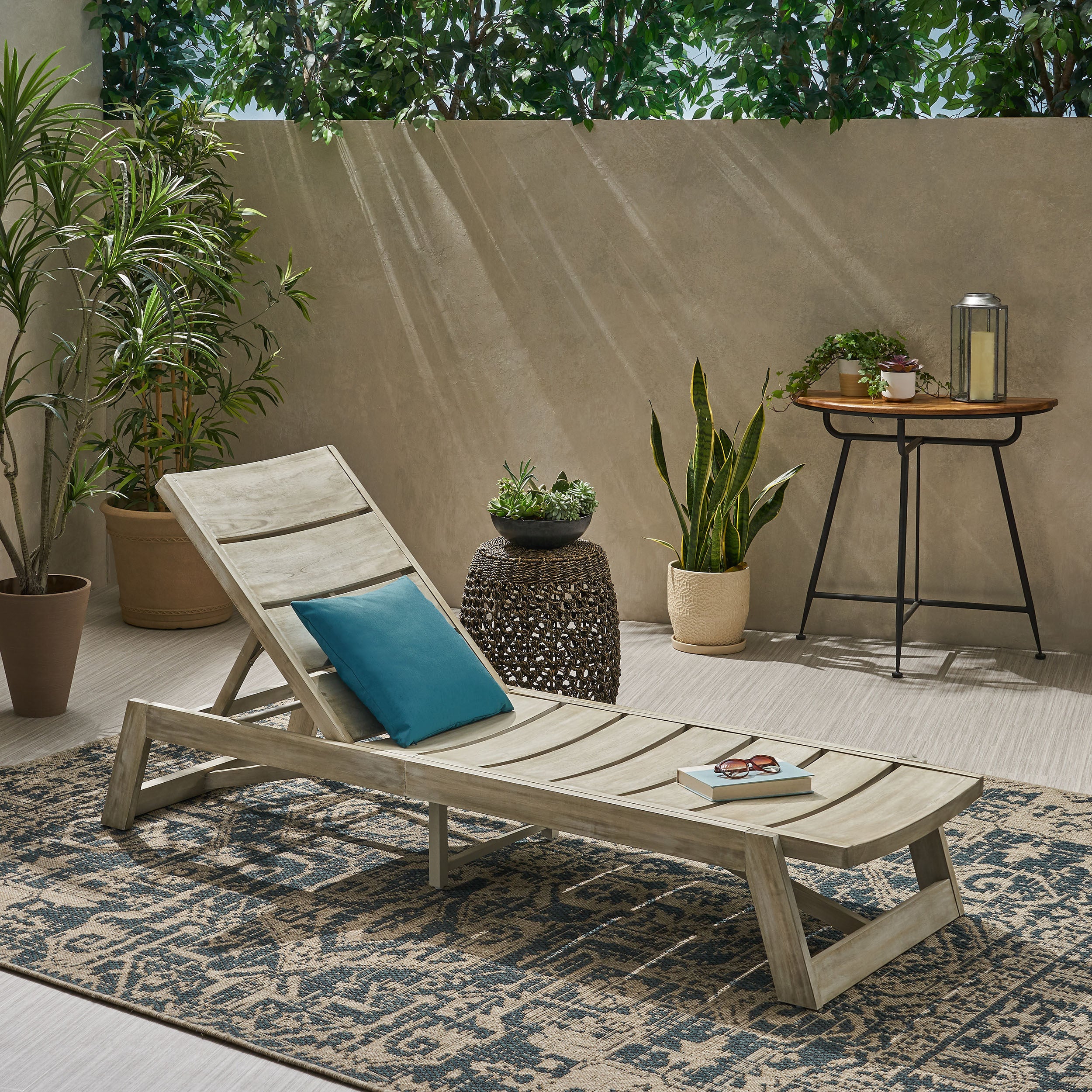 MAKI Chaise Lounge | Outdoor Patio Furniture