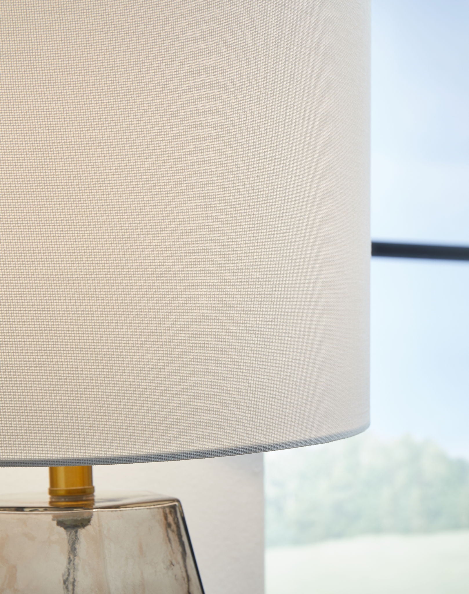 Taylow - Glass Table Lamp - Gray