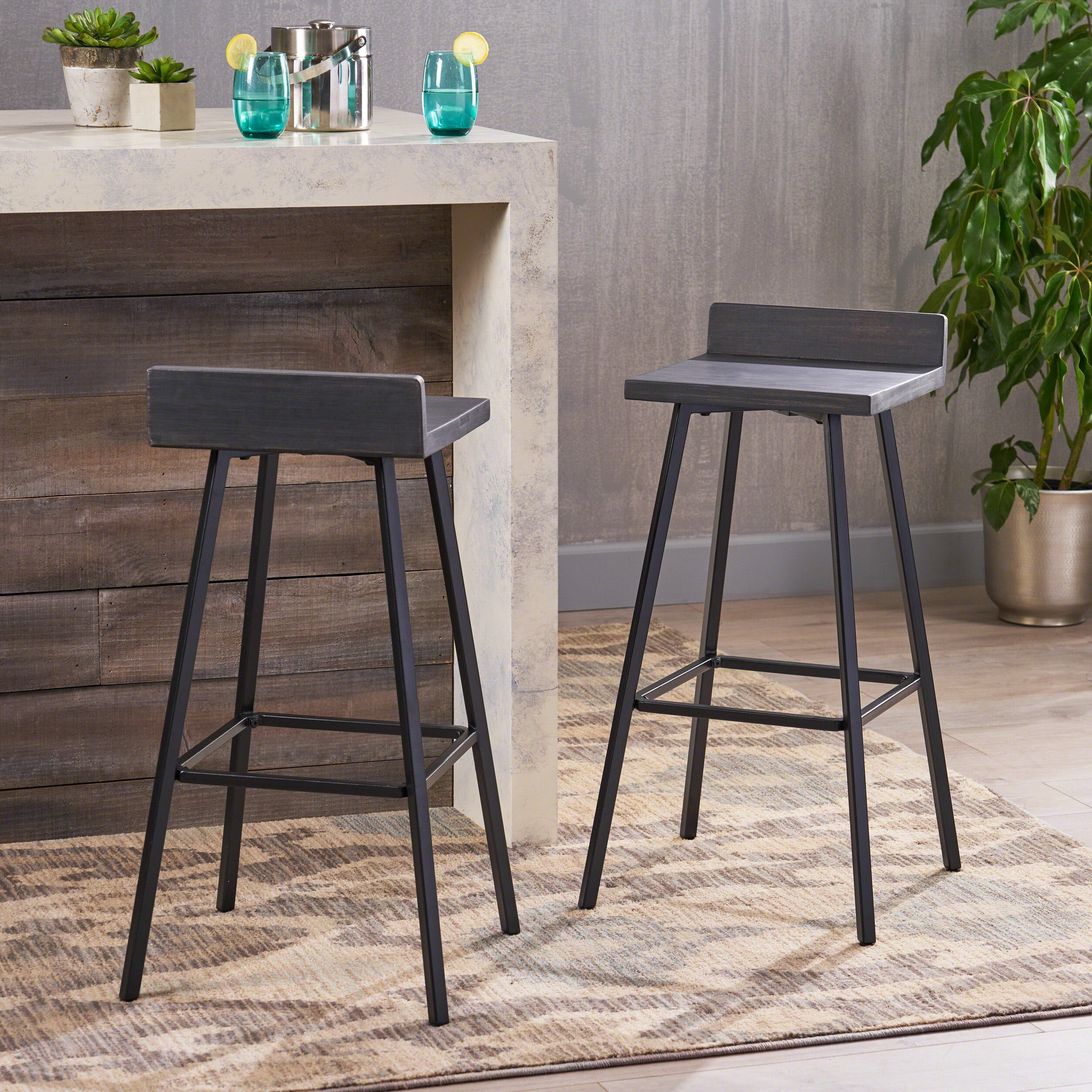 JUT Barstool: Modern Outdoor Patio Furniture