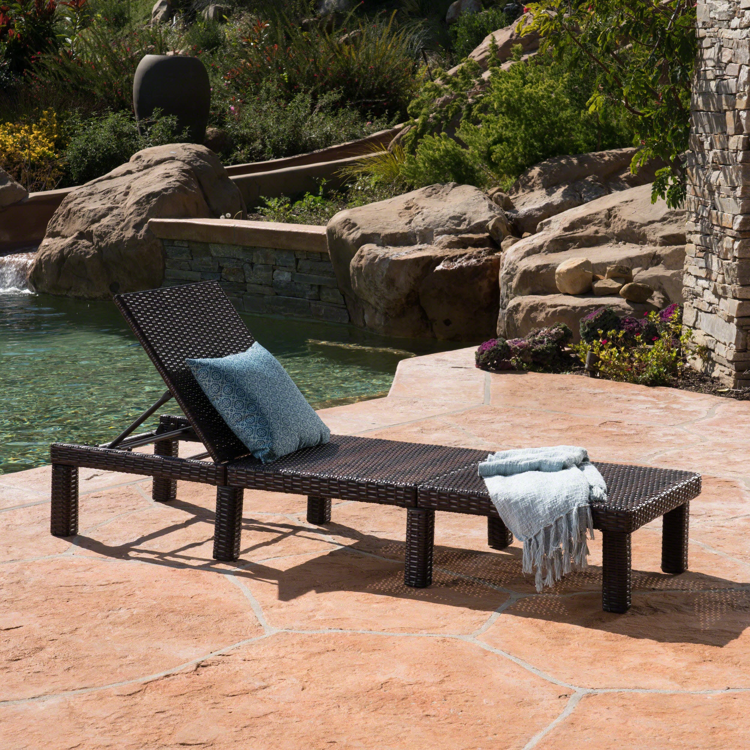 Jamaica Chaise Lounge: No Cushion Needed