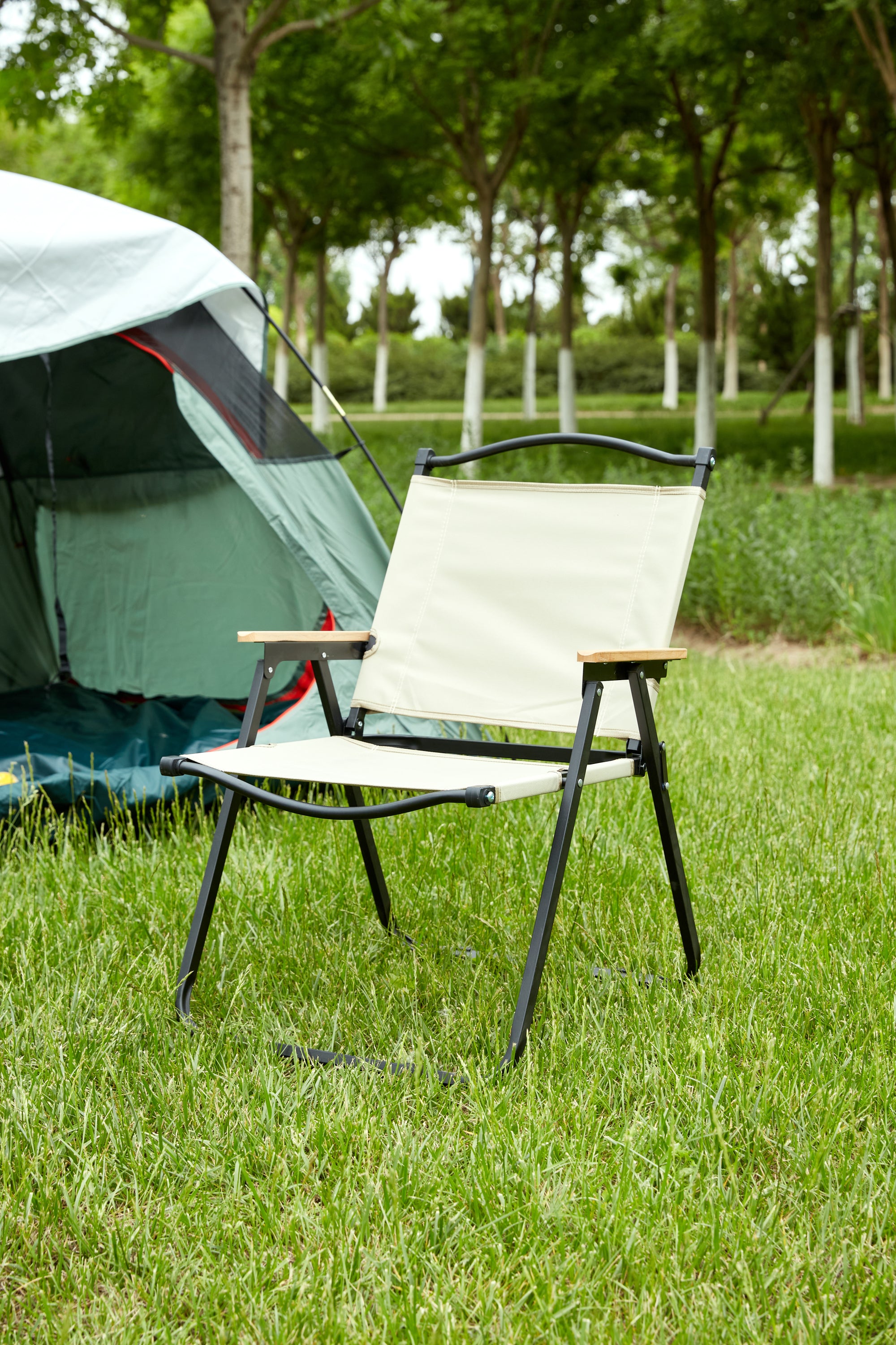 Folding Chair: Beige Outdoor & Indoor Use