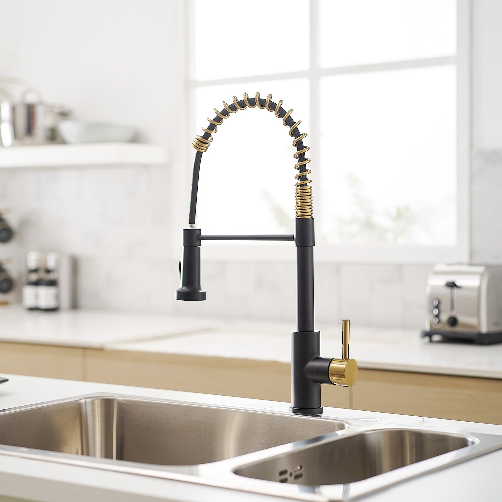 Black & Gold Kitchen Faucet with Pull-Down Sprayer