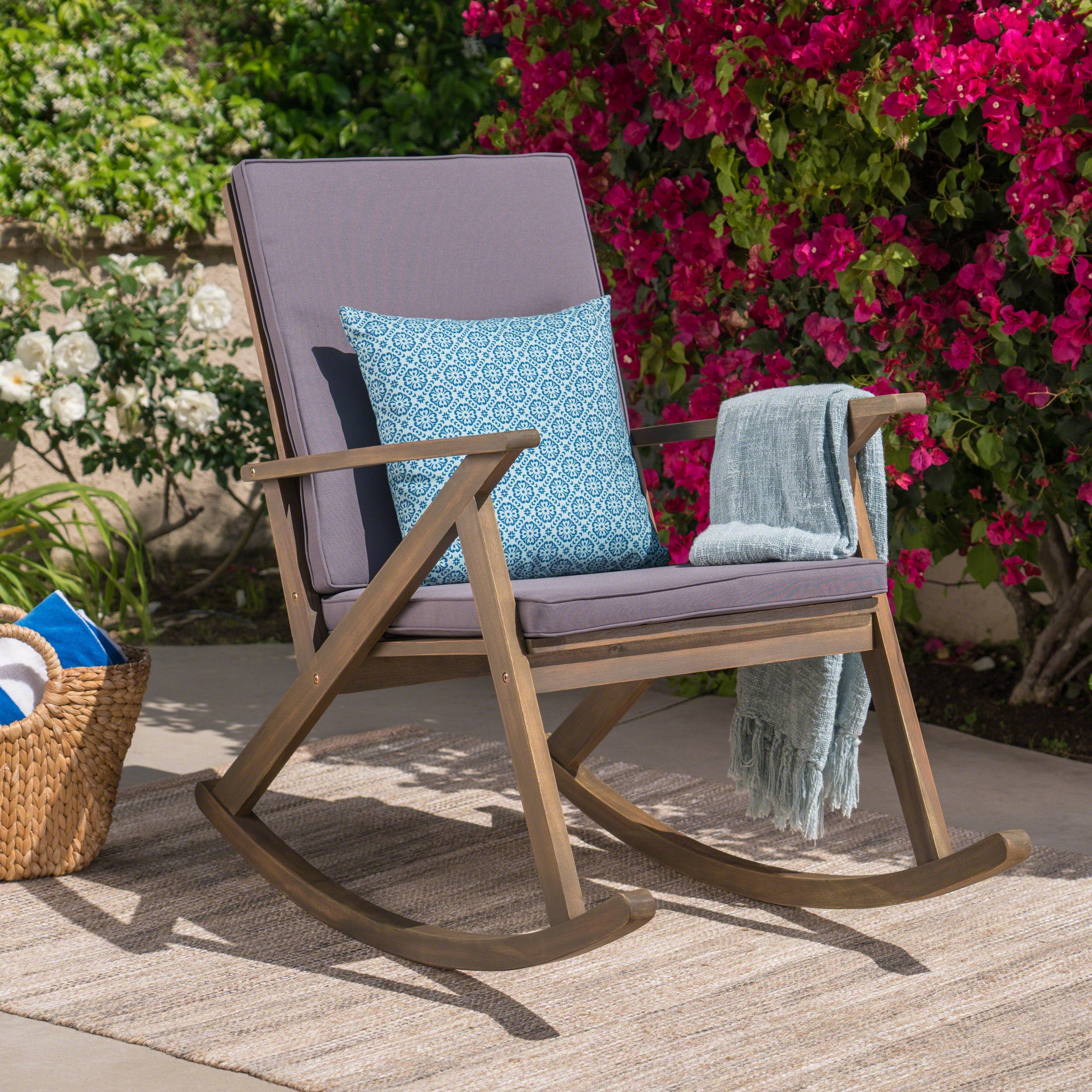 GUS Rocking Chair: Comfort & Style