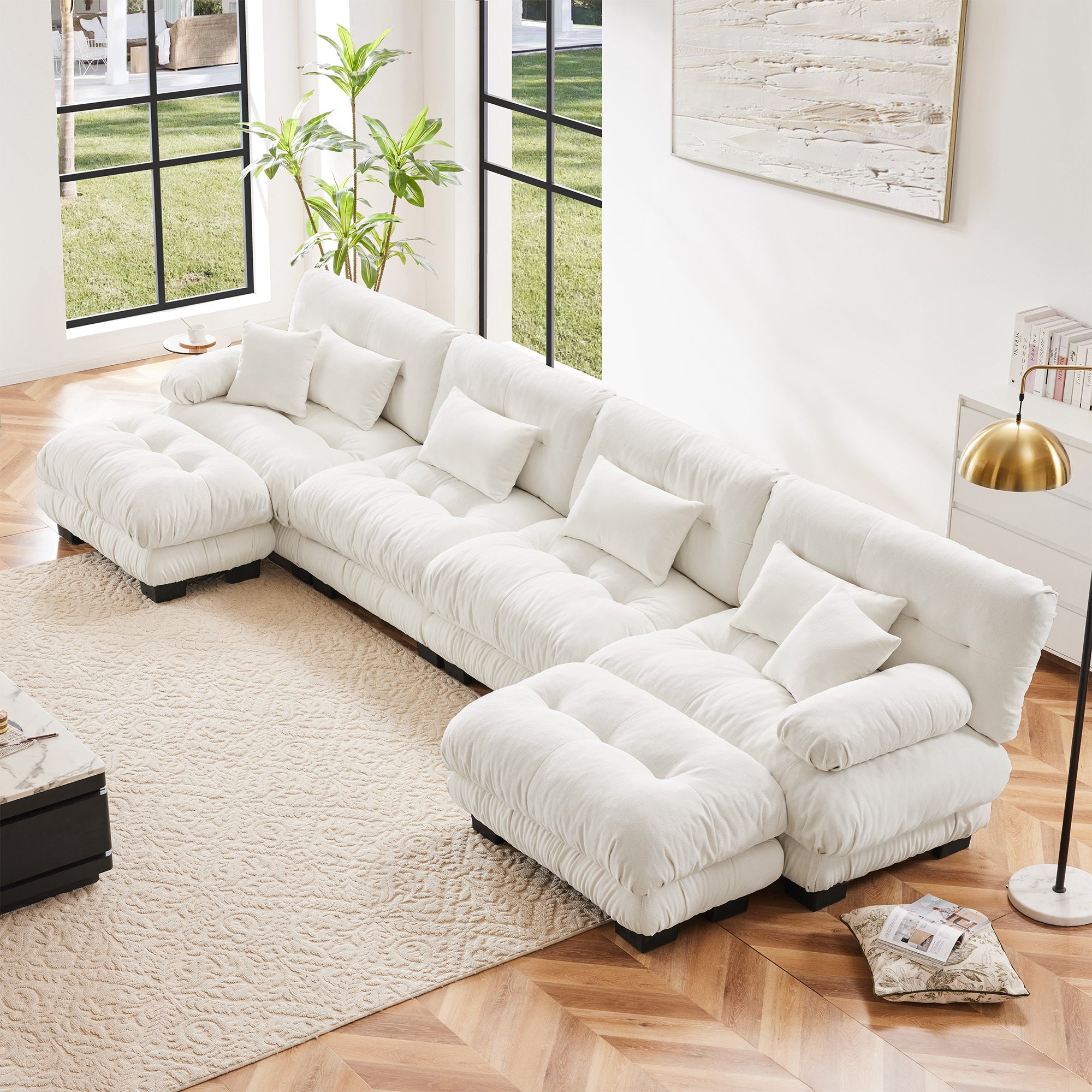 White Chenille Sectional Sofa: 4-Seater U-Shape