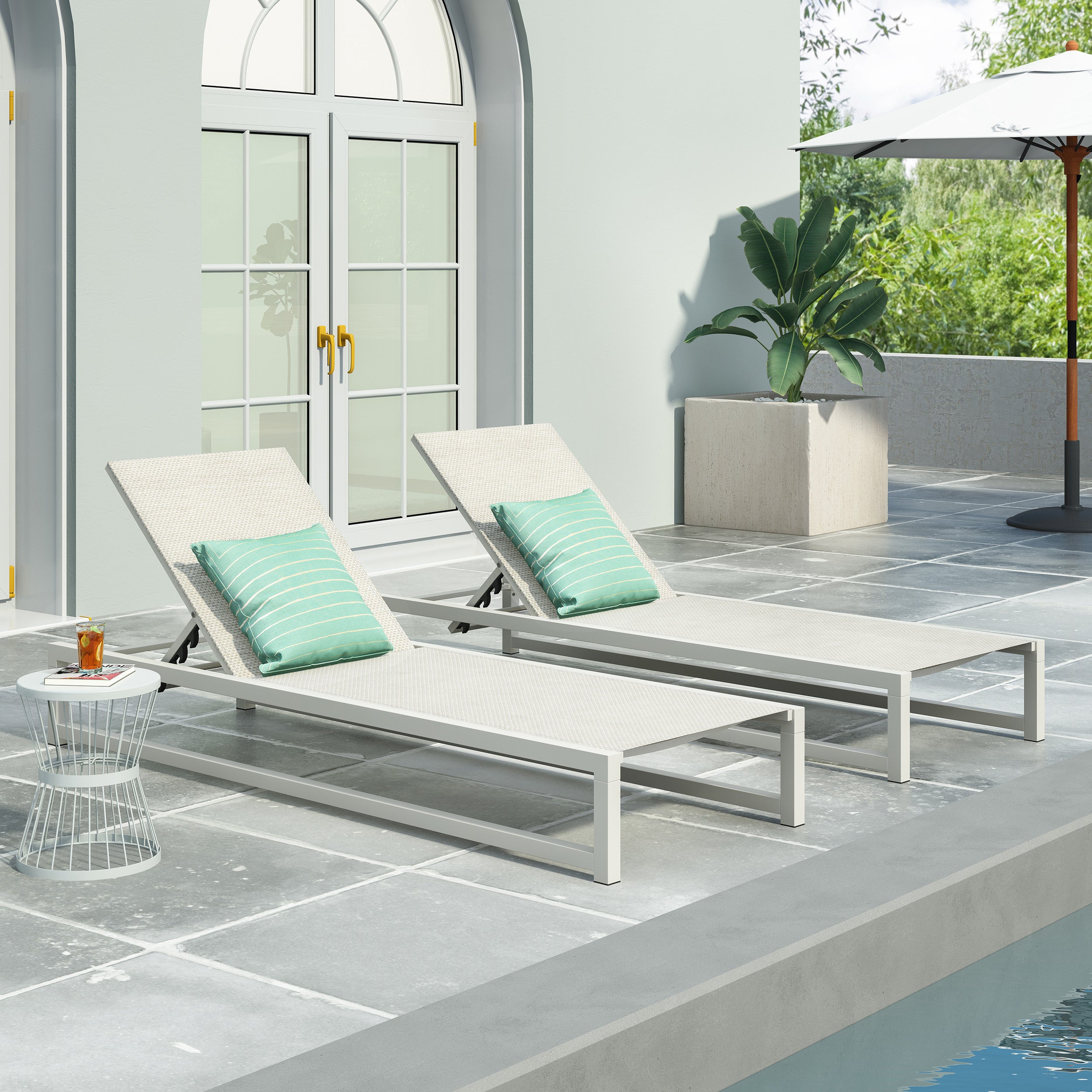 Venice Outdoor Chaise Lounge: Weather-Resistant Patio Recliner