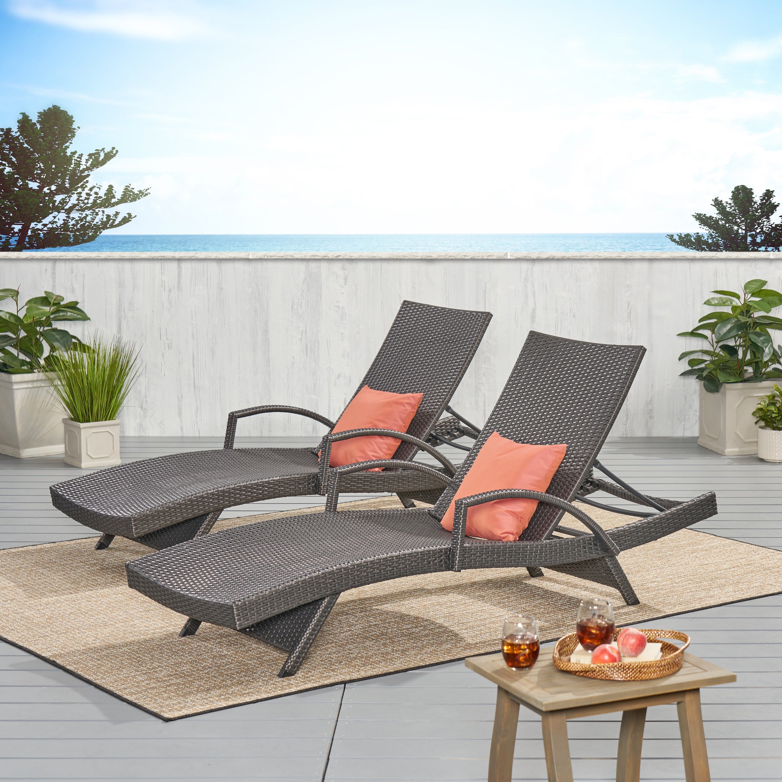 Salem Wicker Chaise Lounge with Arm | Patio Furniture