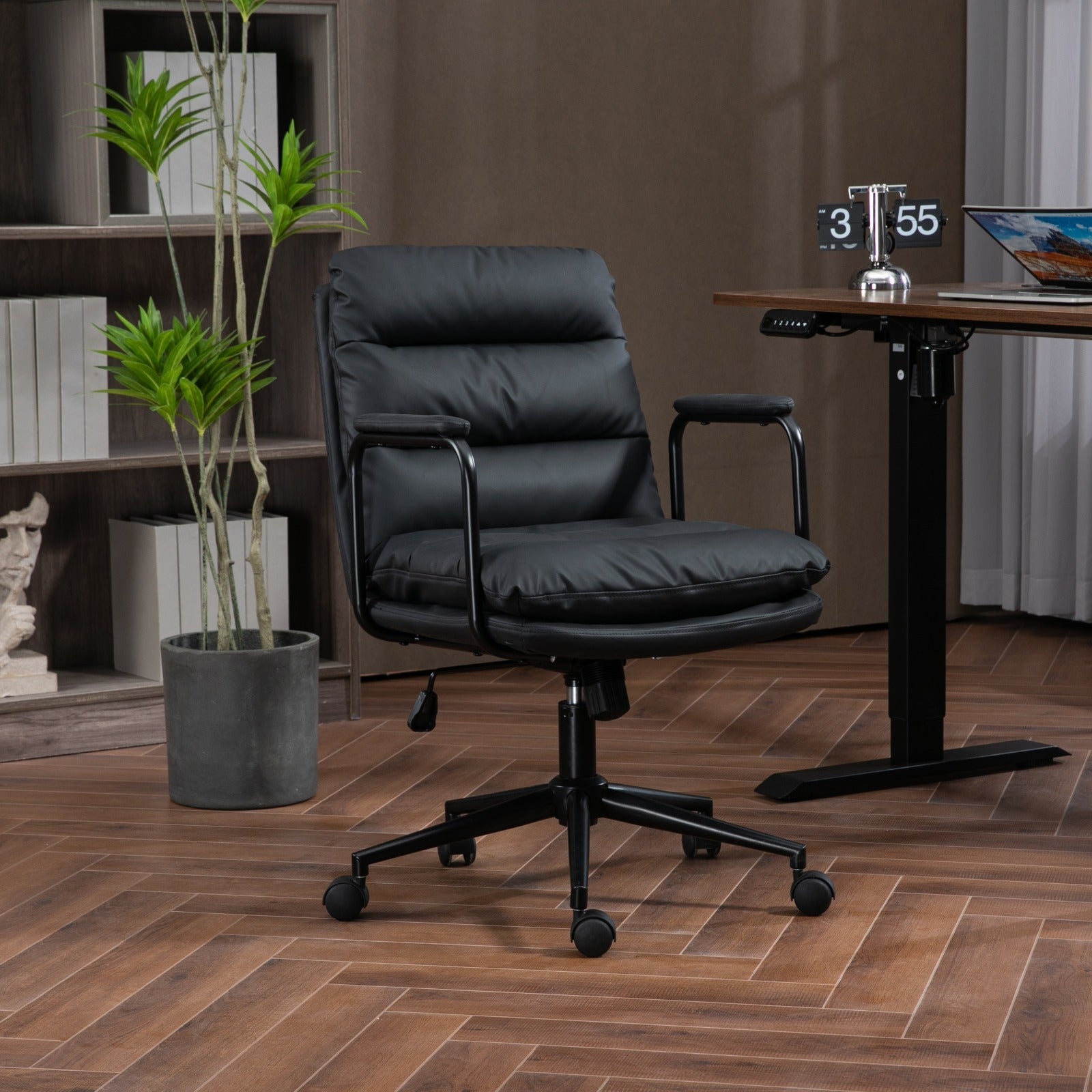 Ergonomic Office Chair, PU Leather Desk Chair with Wheels & Arms (Black)