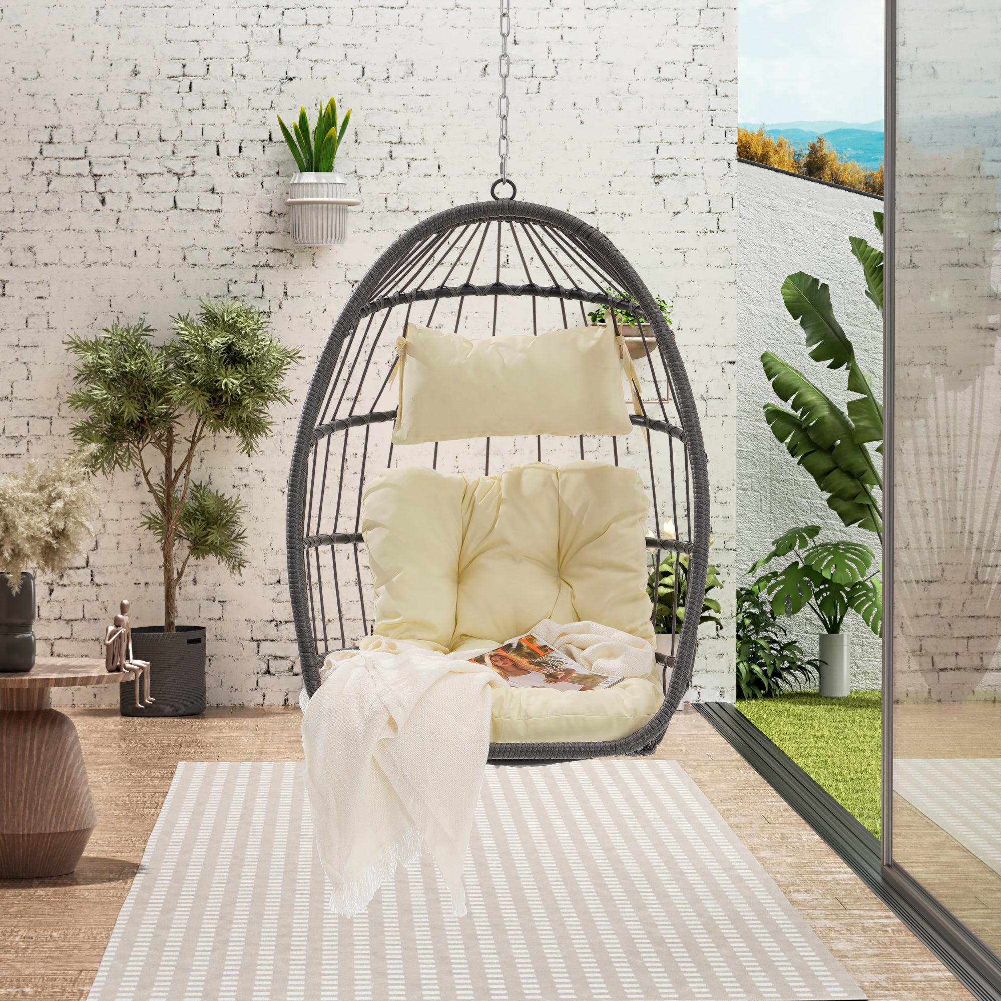 Rattan Egg Chair: Outdoor Hanging Swing Chair