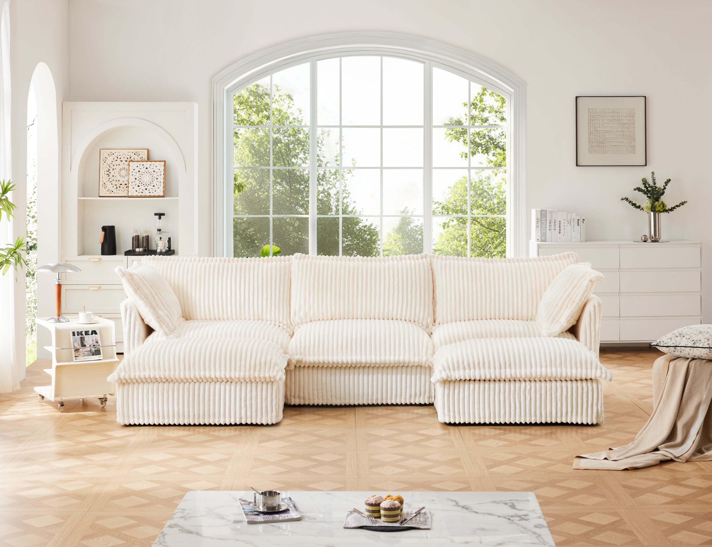 Deep Seat U-Shaped Sectional Sofa with Pillows