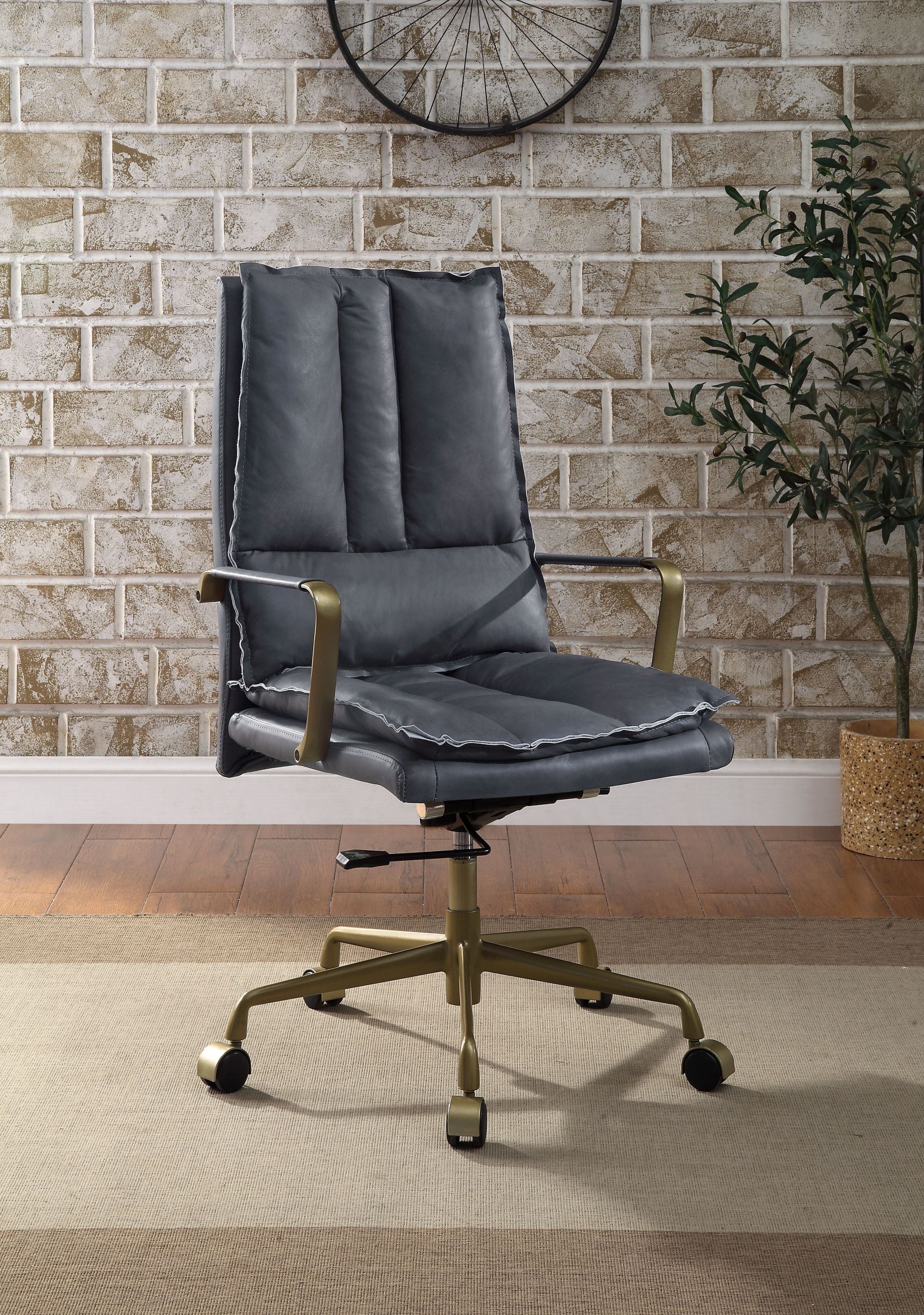 Tinzud Gray Leather Office Chair | Ergonomic & Adjustable