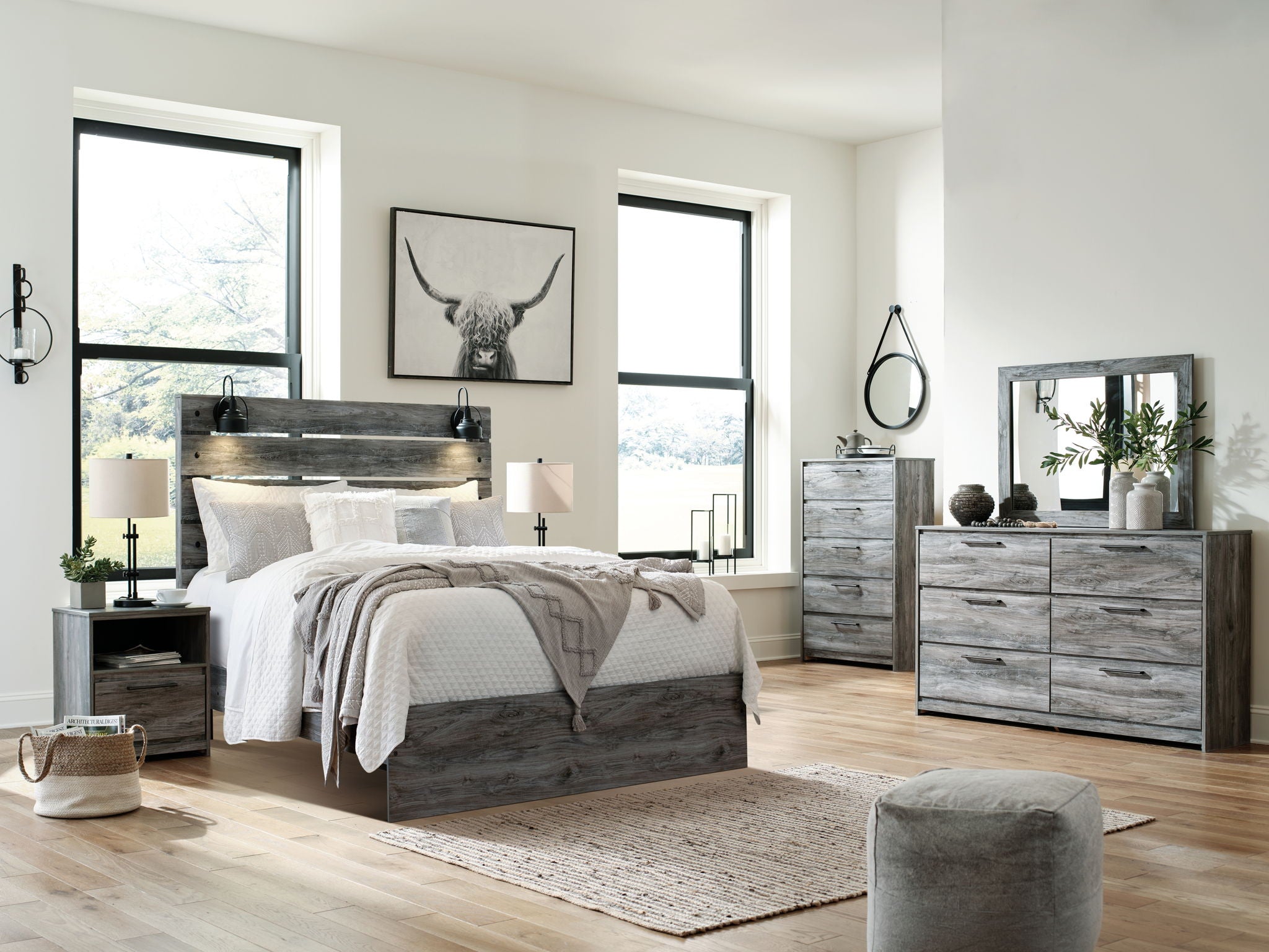 Baystorm - Six Smooth Drawer Dresser
