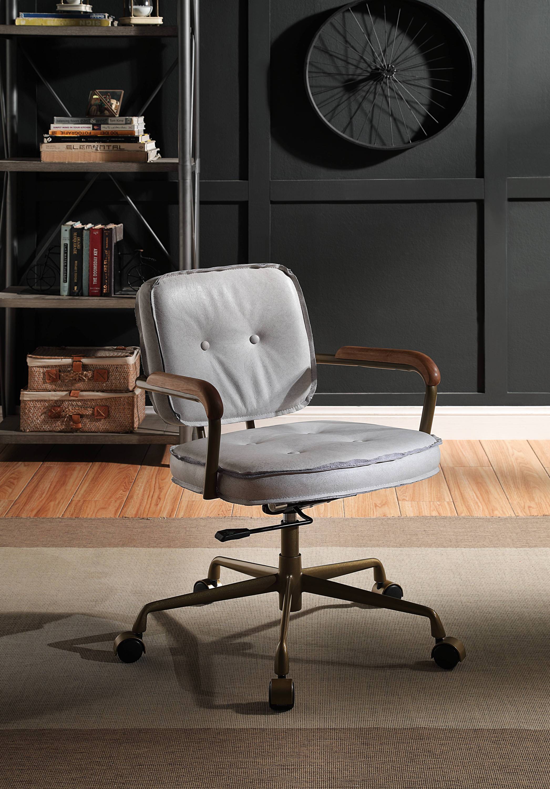 Siecross Vintage White Leather Office Chair
