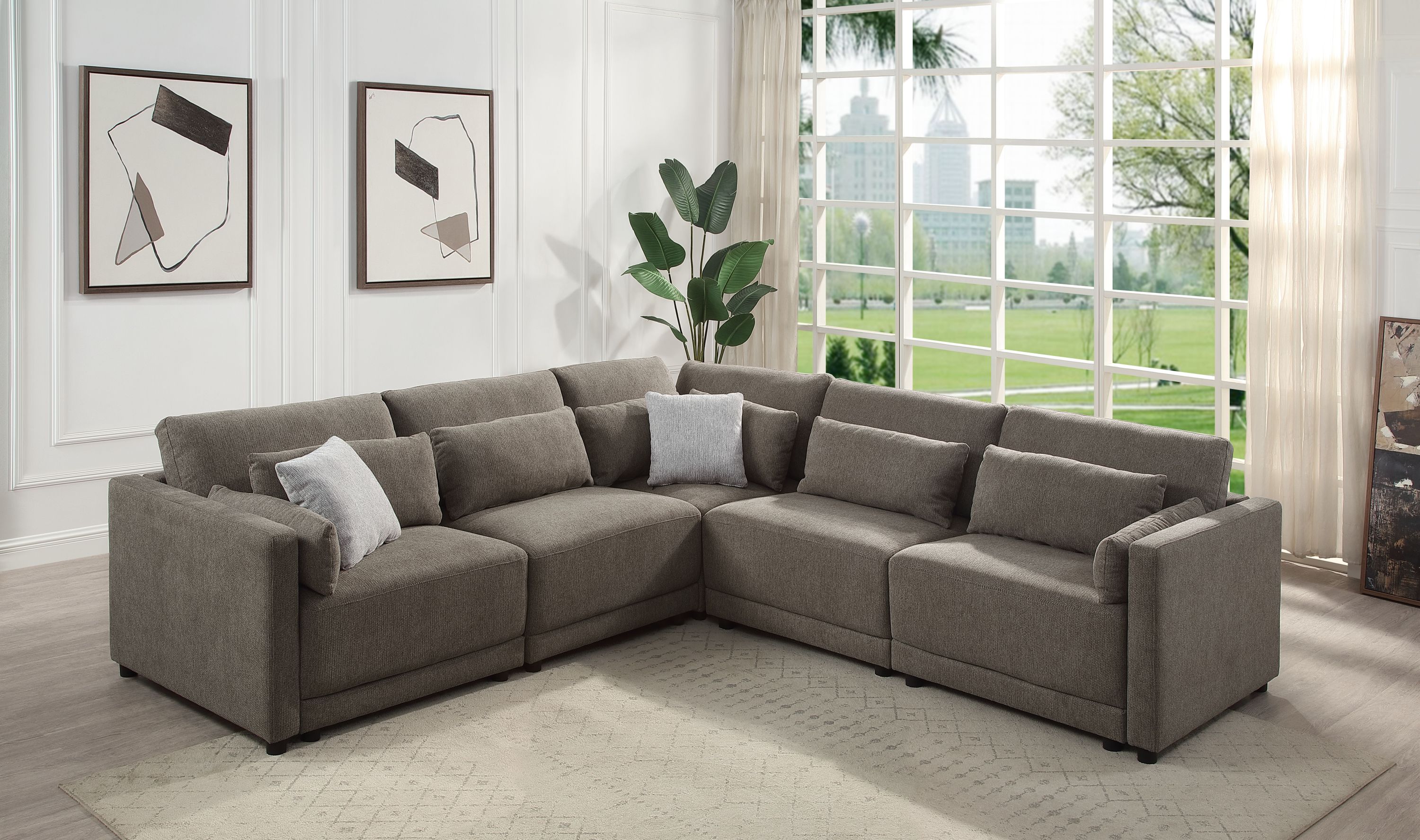 Rylie Brown Linen Sectional Sofa w/ Pillows