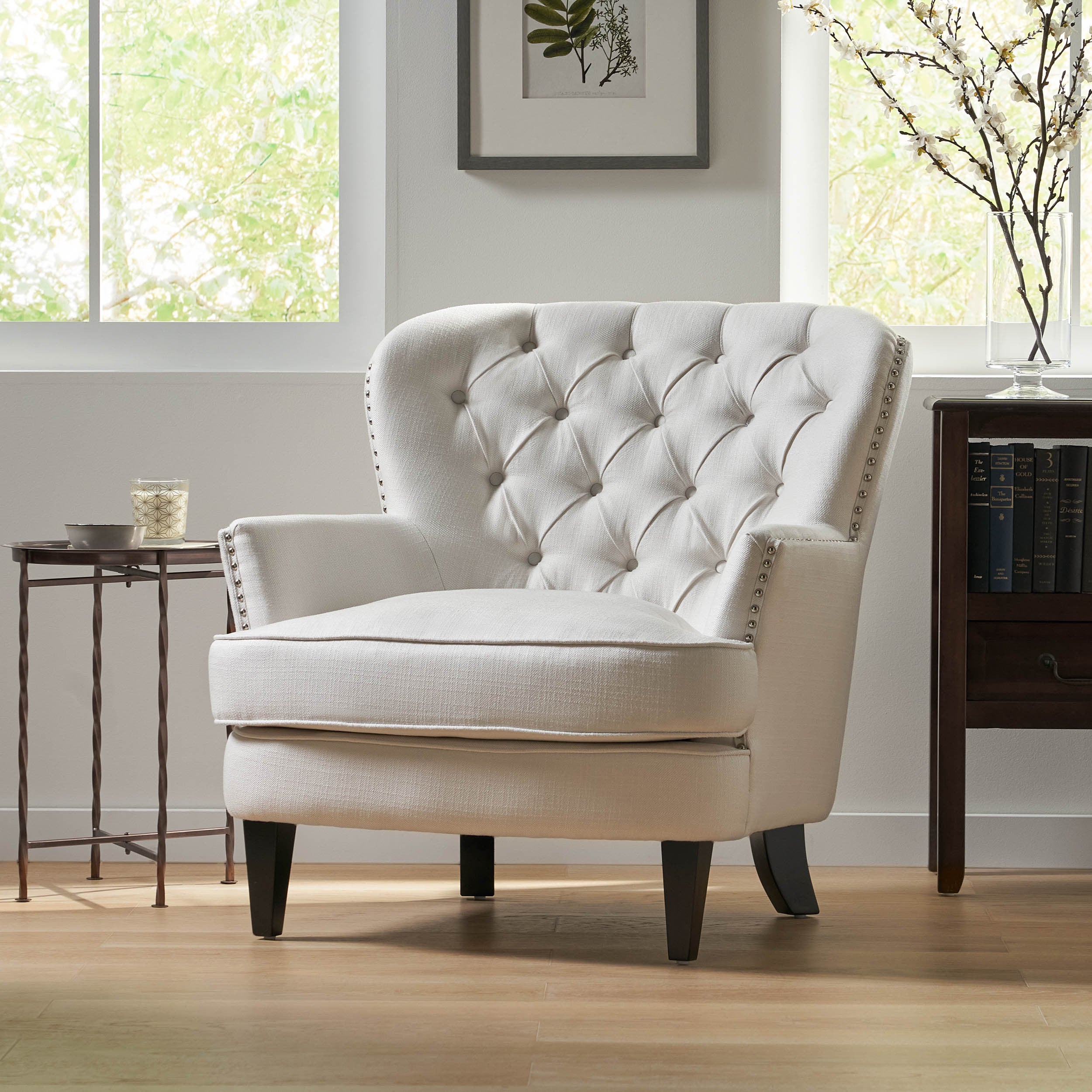 Modern Accent Chair: Comfy & Stylish Living Room Chair