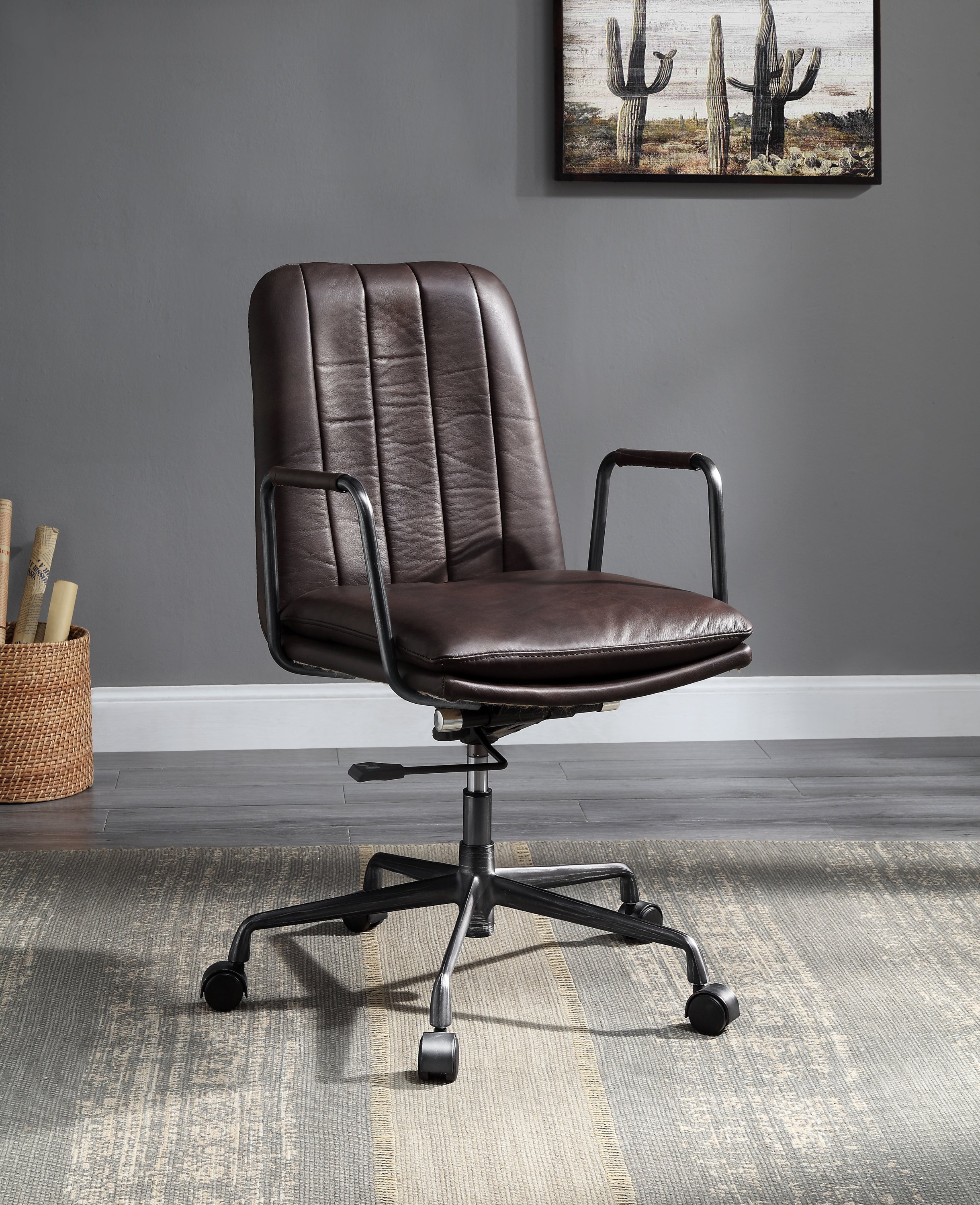 Mars Top Office Chair w/ Swivel