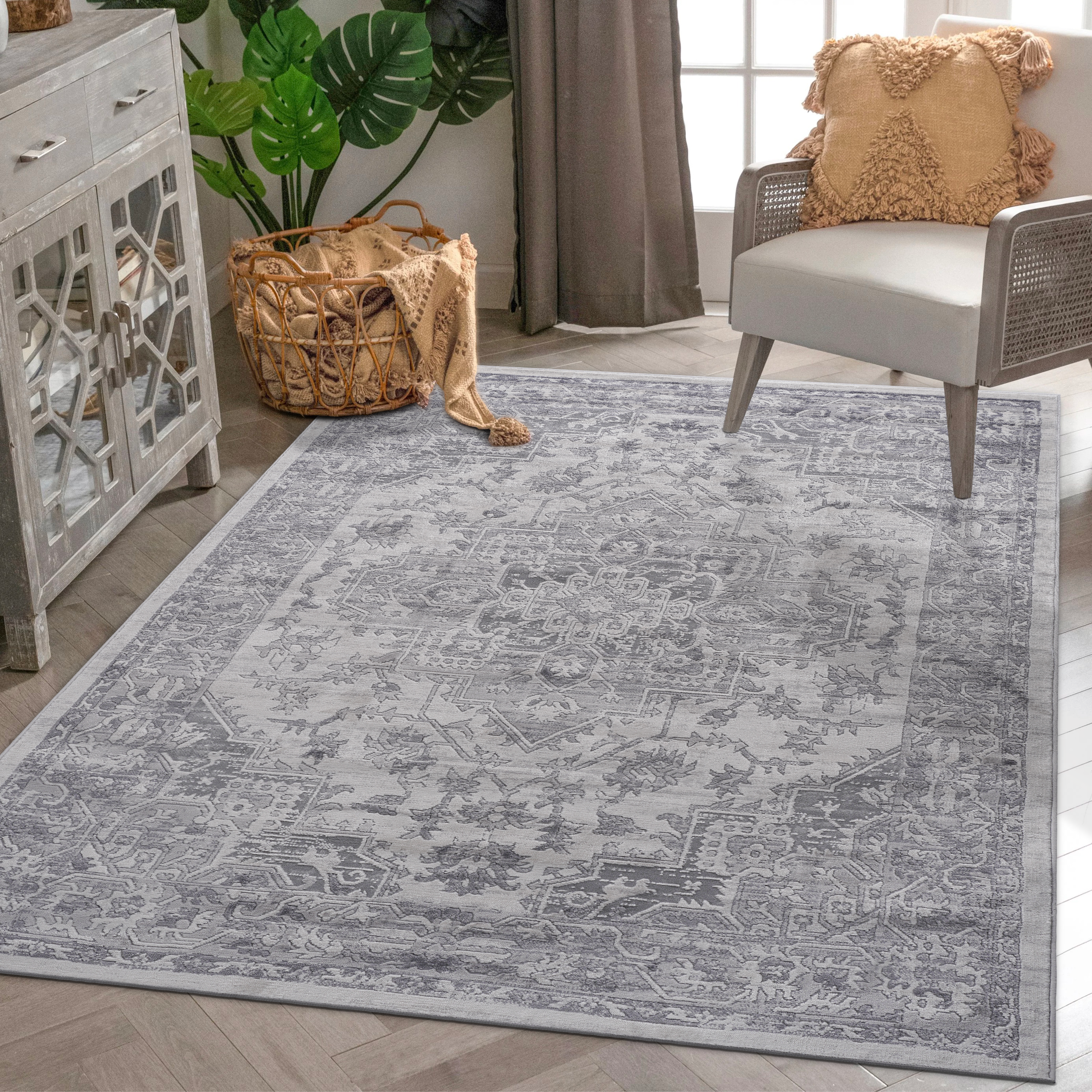 Silver Area Rug: 5x7 Stain-Resistant Rug