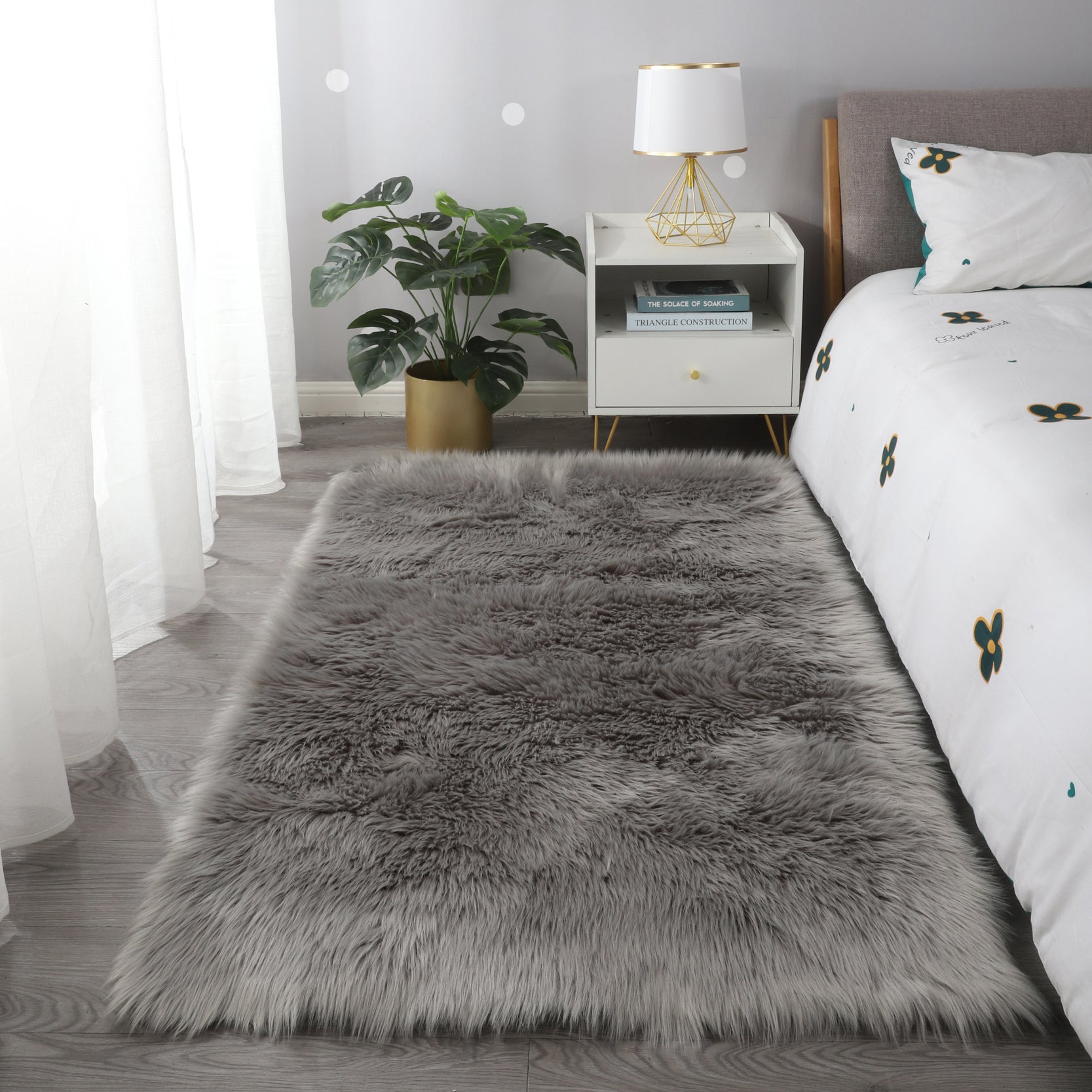 Ultra Soft Fluffy Faux Fur Rug: Cozy Collection