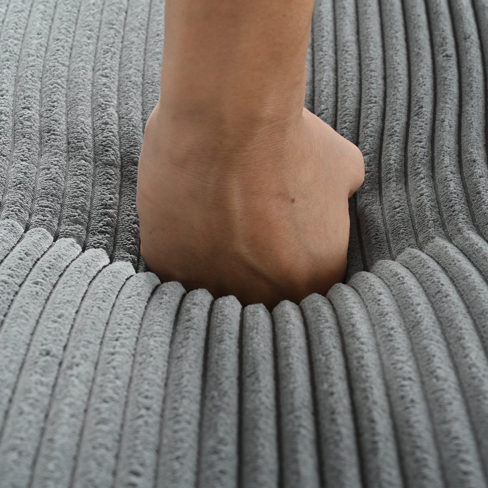 17253648