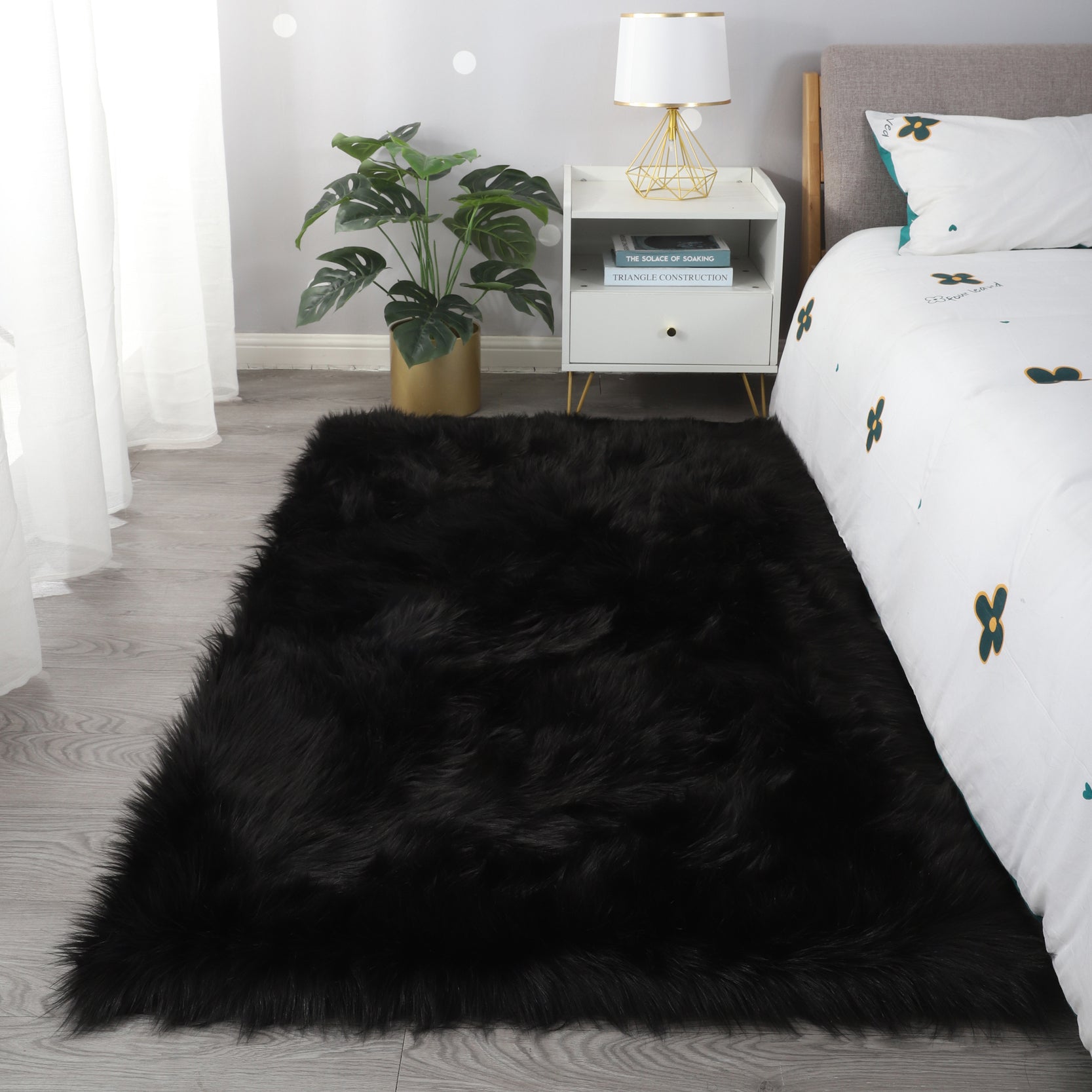 Cozy Fluffy Faux Fur Sheepskin Rug