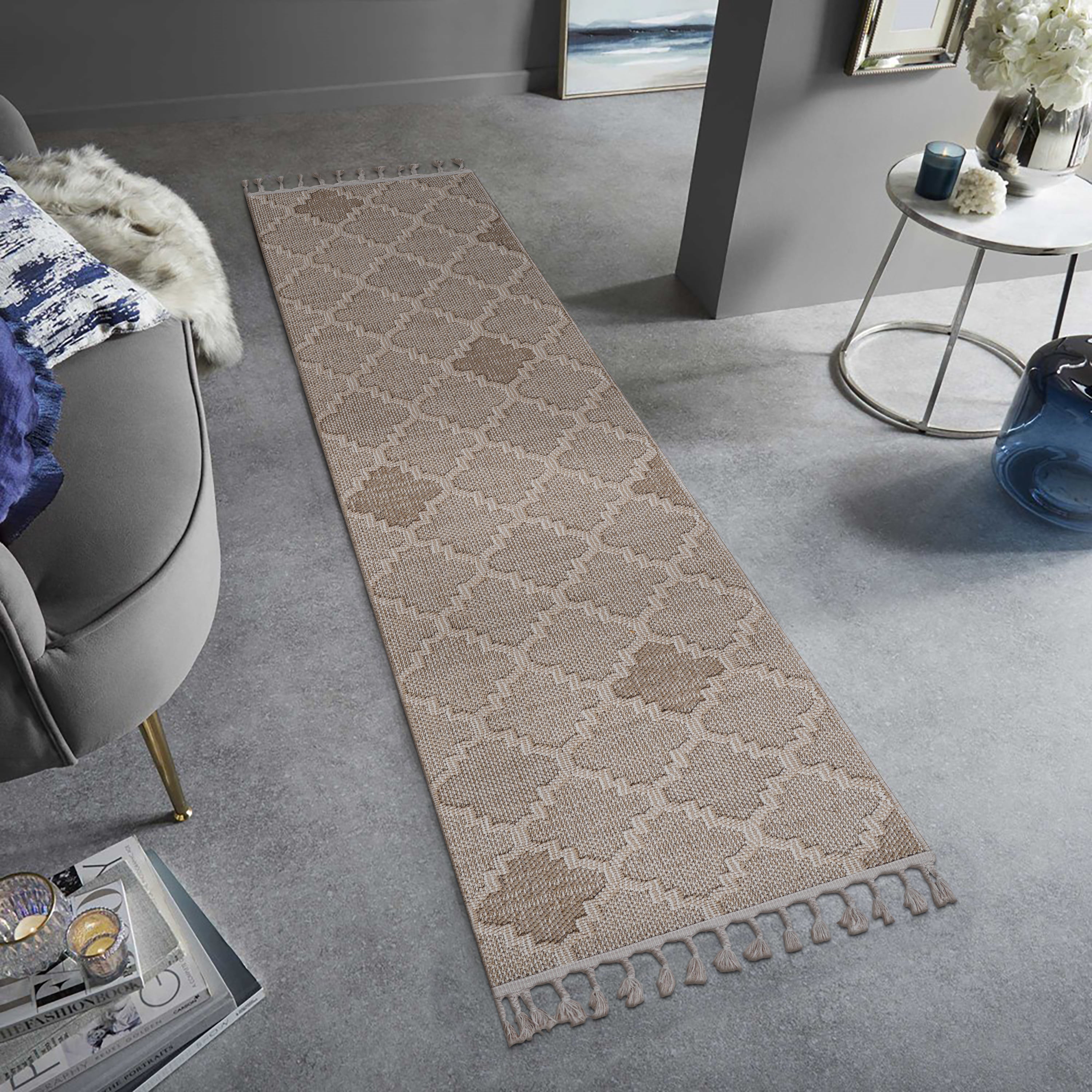 NAAR Guros Rug: 2x8 Cream Trellis Indoor/Outdoor